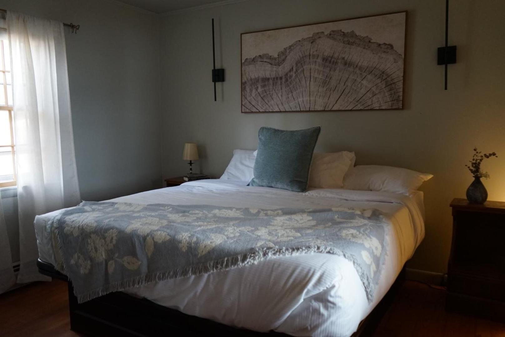 Alamoosook Lakeside Inn Orland Eksteriør billede